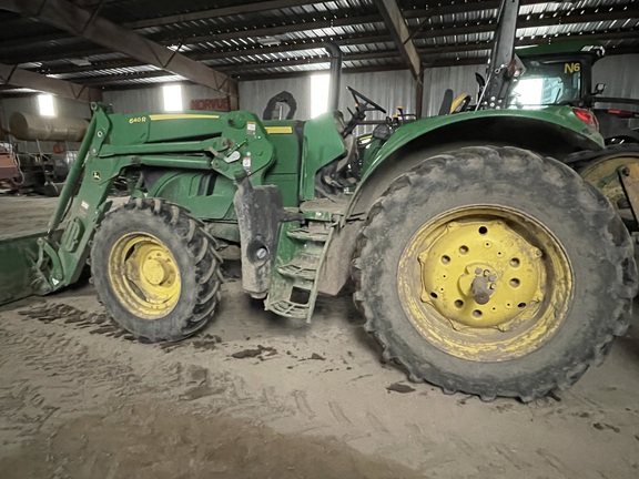 2018 John Deere 6110M Tractor