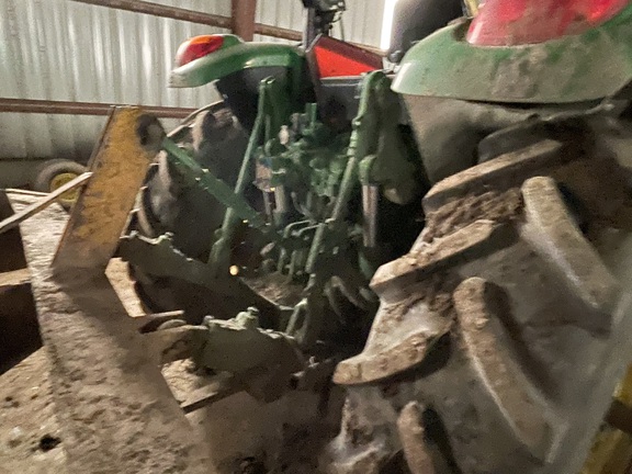 2018 John Deere 6110M Tractor