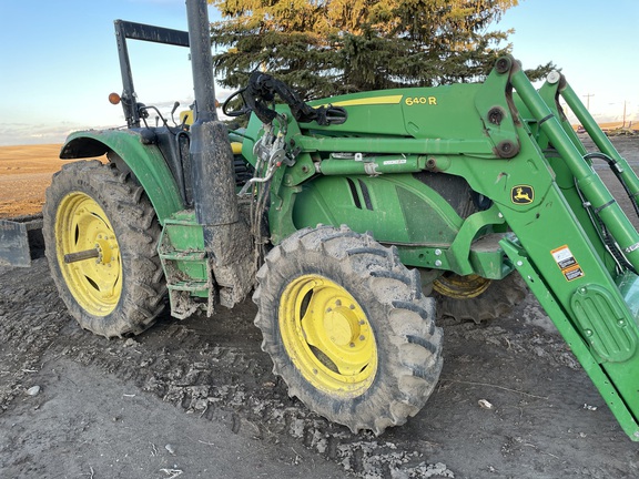 2018 John Deere 6110M Tractor