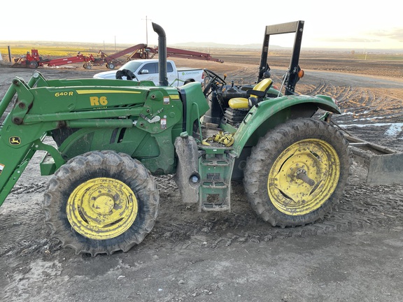 2018 John Deere 6110M Tractor