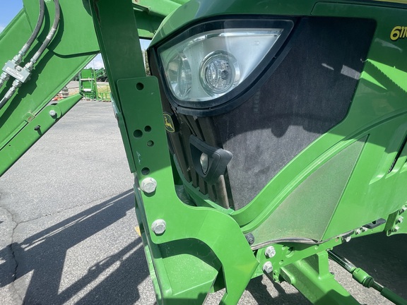 2018 John Deere 6110M Tractor