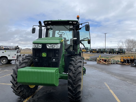 2019 John Deere 7210R Tractor