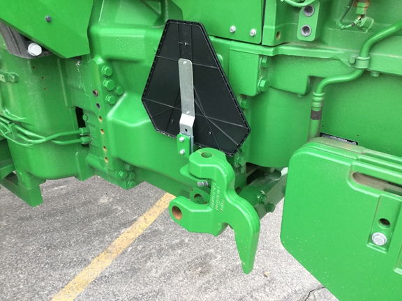 2022 John Deere 8RT 370 Tractor Rubber Track