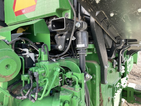 2022 John Deere 8RT 370 Tractor Rubber Track