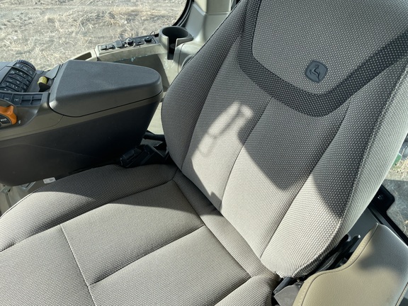 2022 John Deere 8RT 370 Tractor Rubber Track