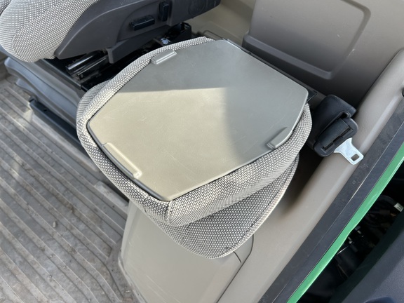 2022 John Deere 8RT 370 Tractor Rubber Track