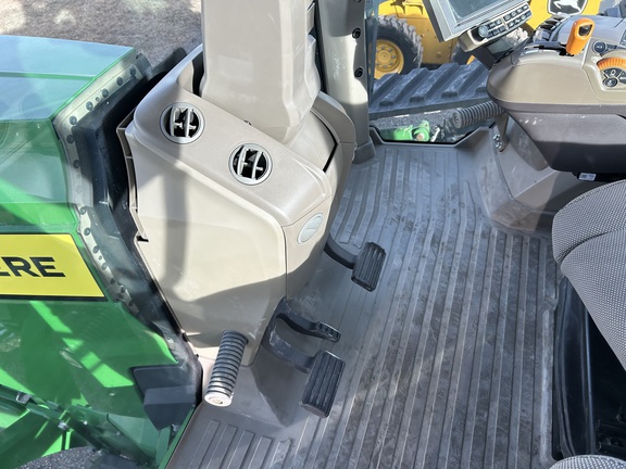 2022 John Deere 8RT 370 Tractor Rubber Track