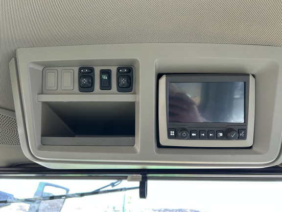 2022 John Deere 8RT 370 Tractor Rubber Track