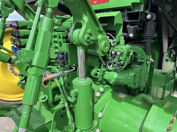 2022 John Deere 8RT 370 Tractor Rubber Track