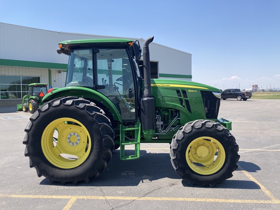 2020 John Deere 6120E Tractor