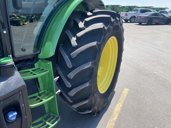 2020 John Deere 6120E Tractor