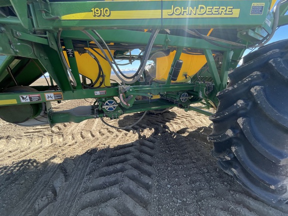 2006 John Deere 730 Air Seeder