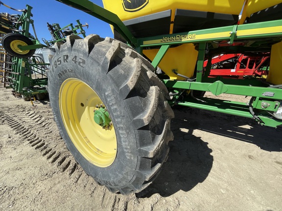 2002 John Deere 730 Air Seeder