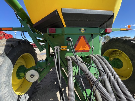 2002 John Deere 730 Air Seeder