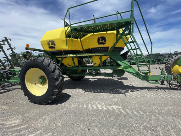 2002 John Deere 730 Air Seeder