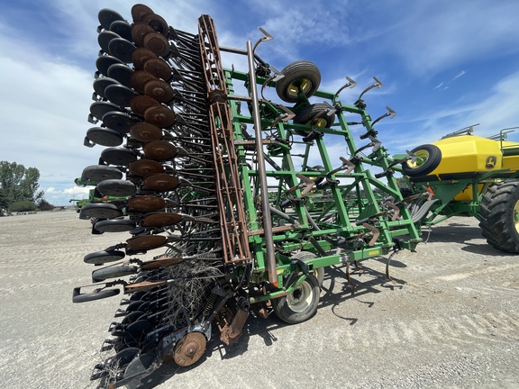 2002 John Deere 730 Air Seeder