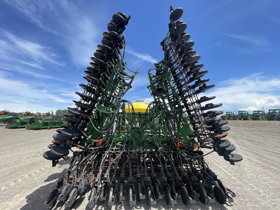 2002 John Deere 730 Air Seeder