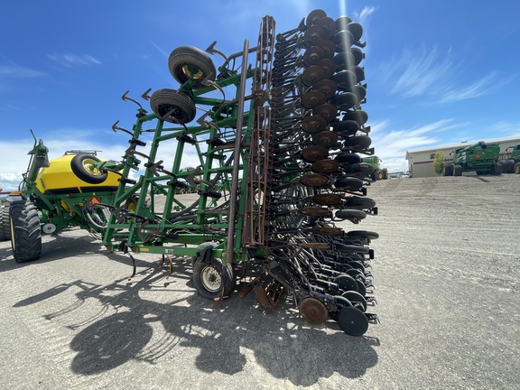 2002 John Deere 730 Air Seeder