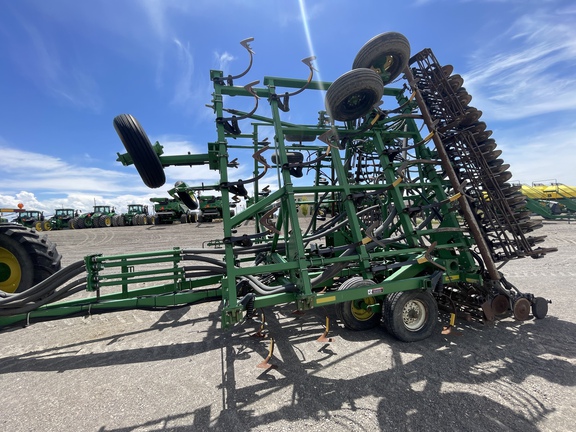 2002 John Deere 730 Air Seeder