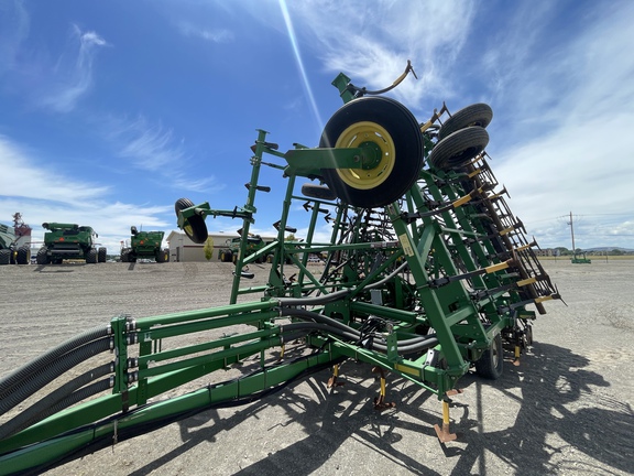 2002 John Deere 730 Air Seeder
