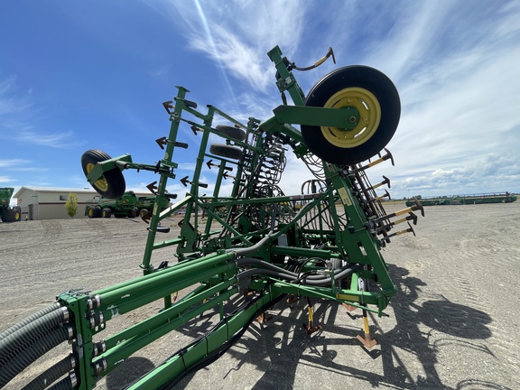 2002 John Deere 730 Air Seeder