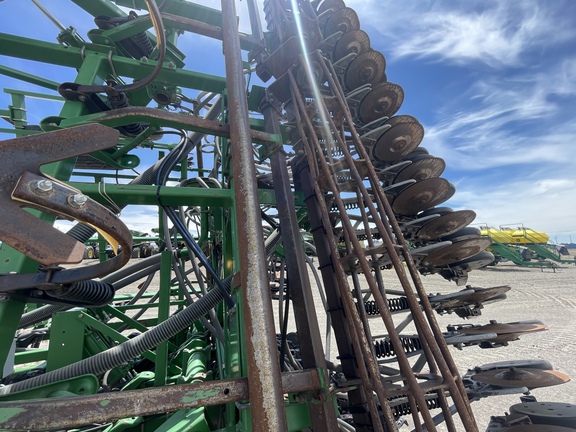 2002 John Deere 730 Air Seeder