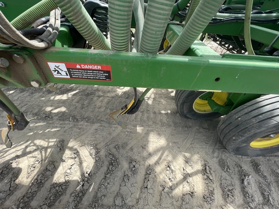 2017 John Deere 730 Air Seeder