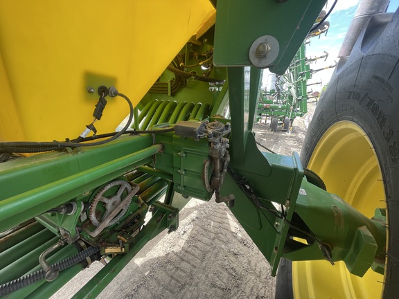 2017 John Deere 730 Air Seeder