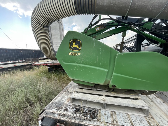 2010 John Deere 635F Header Combine