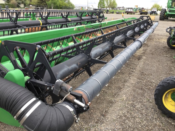 2010 John Deere 635F Header Combine