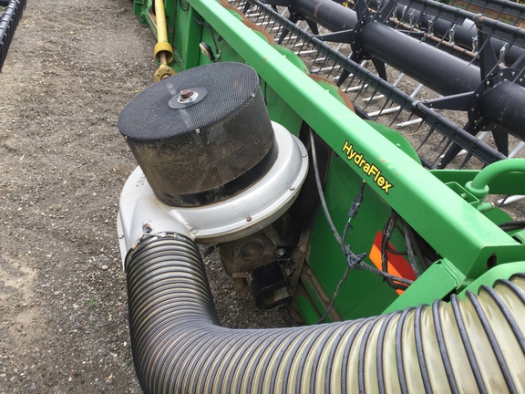 2010 John Deere 635F Header Combine