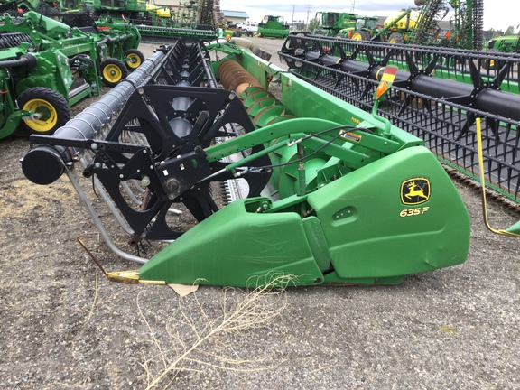 2010 John Deere 635F Header Combine