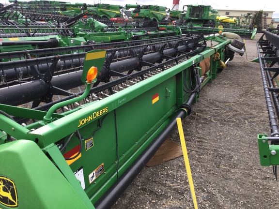 2010 John Deere 635F Header Combine