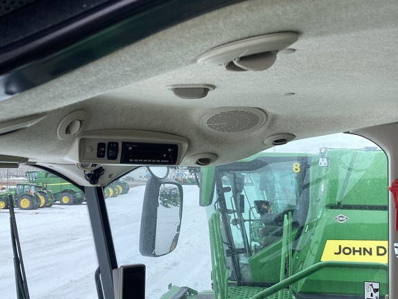 2022 John Deere S780 Combine