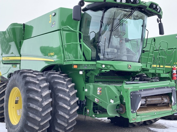 2022 John Deere S780 Combine