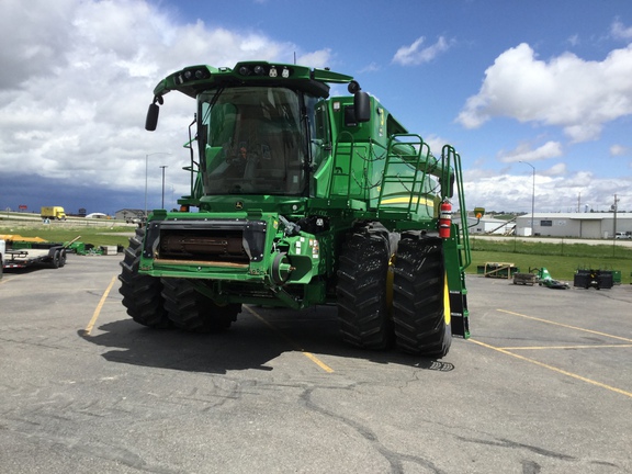 2022 John Deere S780 Combine