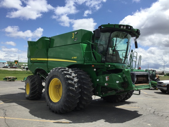 2022 John Deere S780 Combine