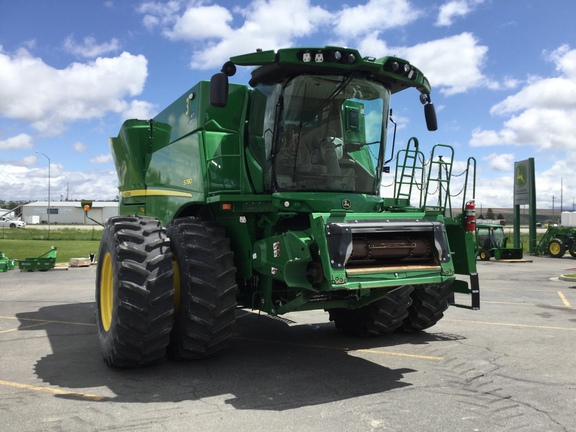 2022 John Deere S780 Combine