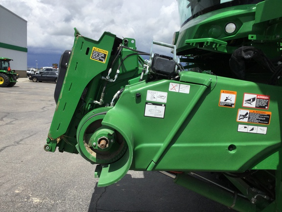 2022 John Deere S780 Combine