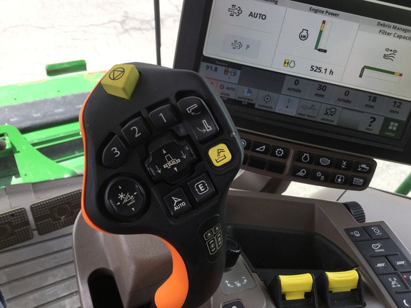 2022 John Deere S780 Combine