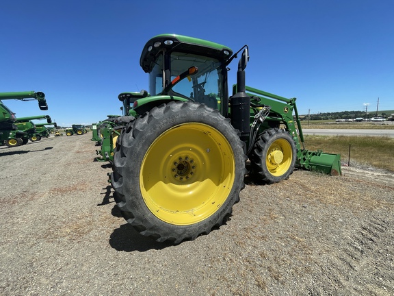 2015 John Deere 7210R Tractor