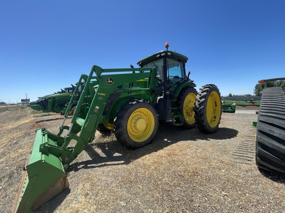 2015 John Deere 7210R Tractor