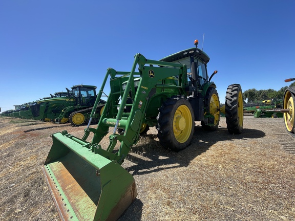 2015 John Deere 7210R Tractor