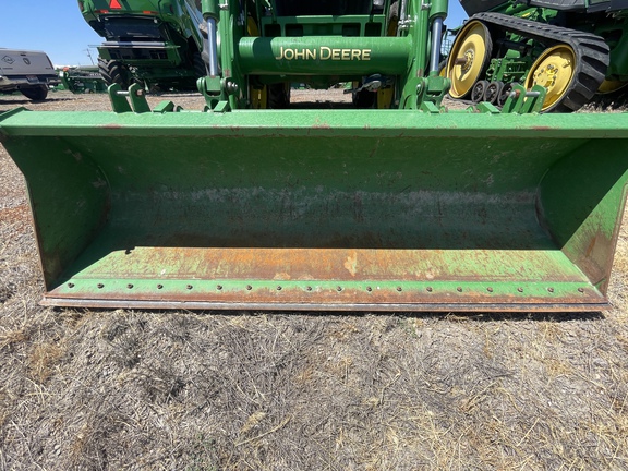 2015 John Deere 7210R Tractor