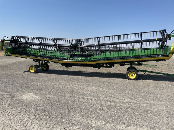 2024 John Deere HD35R Header Combine