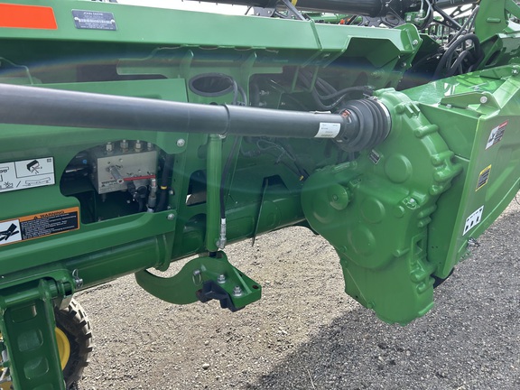 2024 John Deere HD35R Header Combine