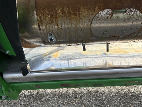 2024 John Deere HD35R Header Combine