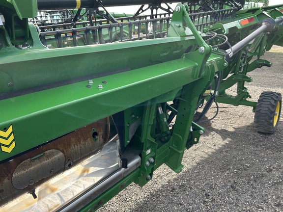 2024 John Deere HD35R Header Combine