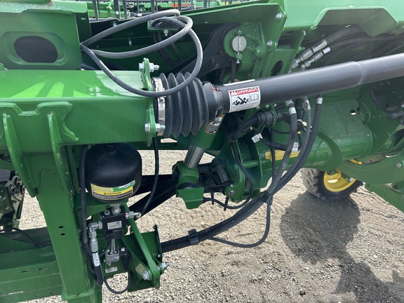 2024 John Deere HD35R Header Combine