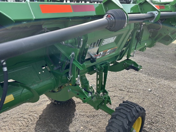 2024 John Deere HD35R Header Combine